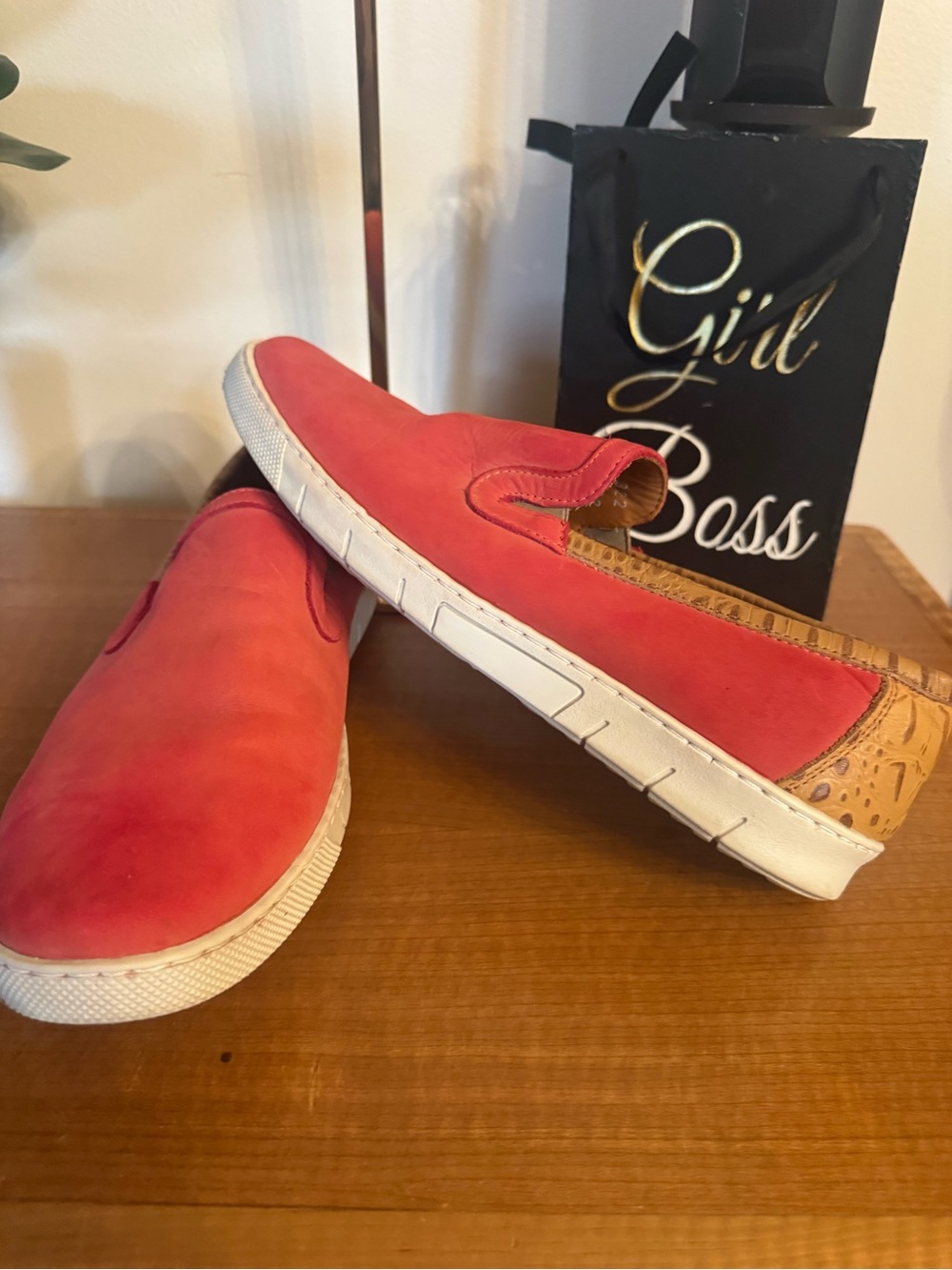 TD Phelpes  Coral Slip-On Casual Loafers with Tan Heel Accent